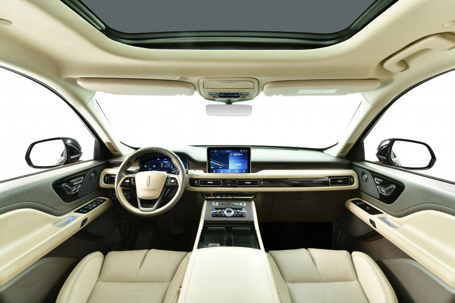 Торпедо Lincoln Aviator 2019 года  (CN) (фото 16 из 18)